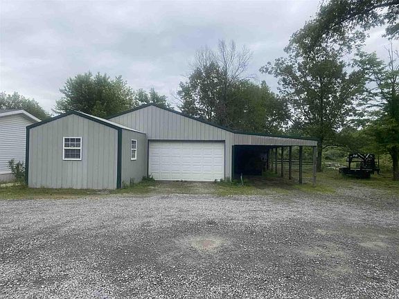 3rd image of 365 Dove Ln