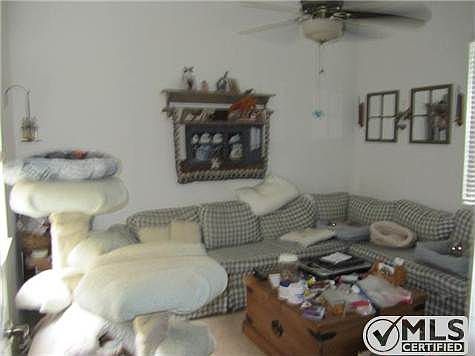 5th image of 601 NW 25th Ave