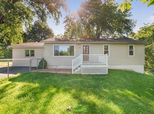 466 Elm St, Villa Ridge, MO 63089