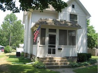 507 S 3rd St, Oregon, IL 61061