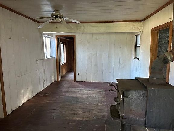 2nd image of 1489 Lower South Fork Rd