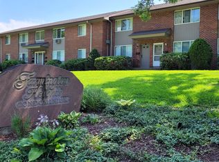 224 New Britain Ave APT 14, Farmington, CT 06085