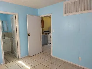 1 bed, 408 sqft, $590 — Photo 3