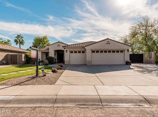 2537 E Carla Vista Dr, Gilbert, AZ 85295