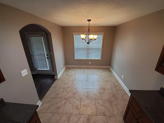 5th image of 303 S Charity Ln