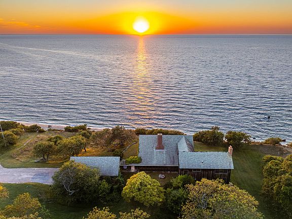 3rd image of 355 Rosenburg Rd