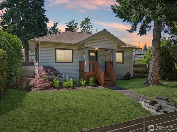 8811 35th Avenue SW, Seattle, WA 98126