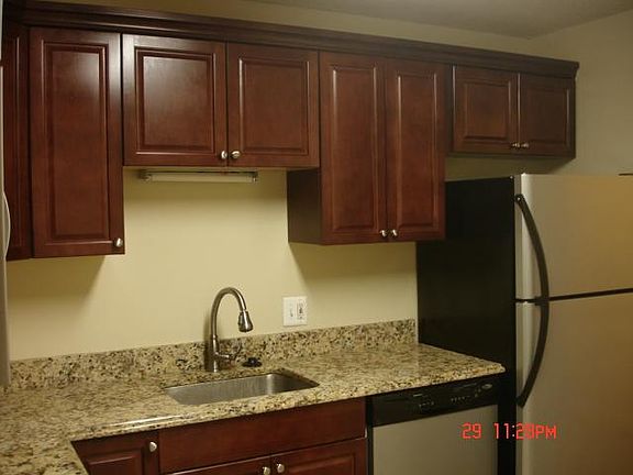2nd image of 603 Center St APT 101