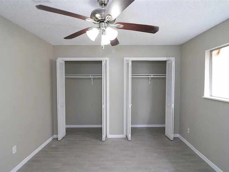 6111 Briar Glade Dr — Photo 12