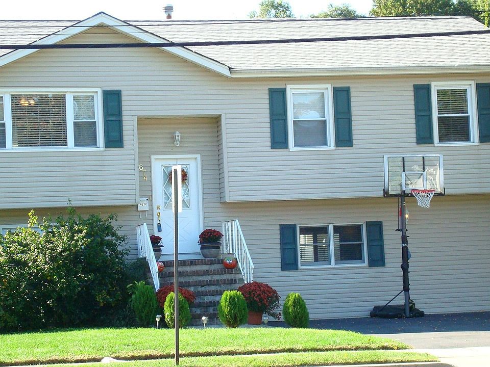 MINT CONDITION HOME!