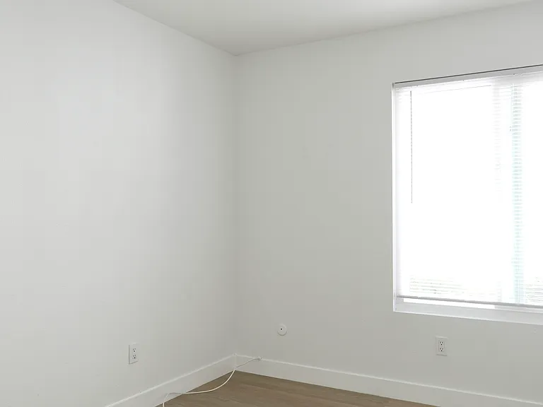 Downstairs bedroom 1