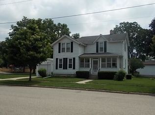 103 S 6th St, Fort Atkinson, WI 53538