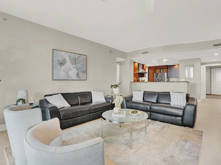 1 N Ocean Blvd #508 — Photo 7