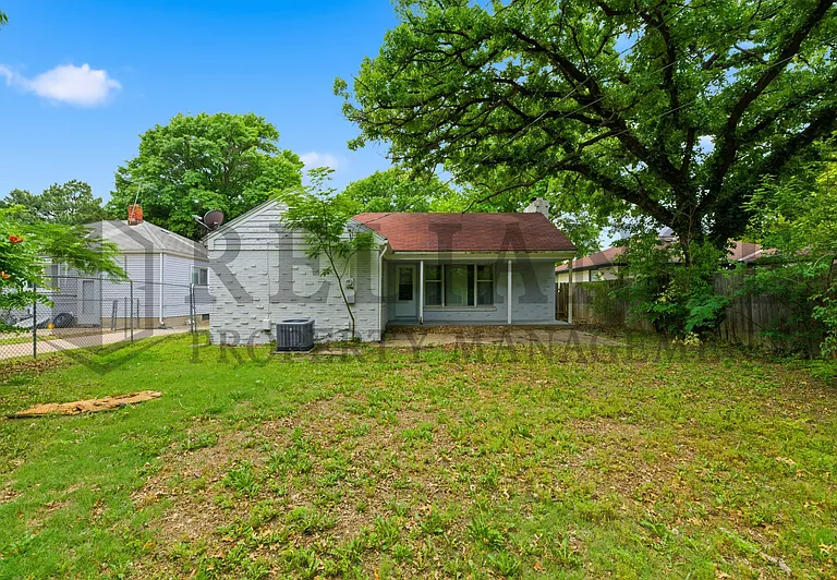 1458 N Old Manor Rd — Photo 4