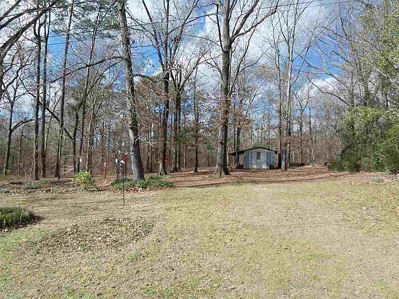 4th image of 40 Rose Hill Dr