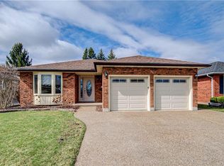 95 Brierdale Dr, Kitchener, ON N2A 3R5