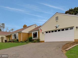 17310 Dry Mill Rd, Leesburg, VA 20175