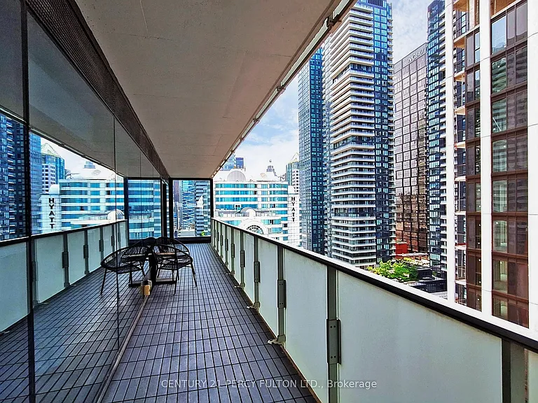 11 Charlotte St #1707 — Photo 31