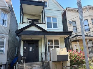 110 Bidwell Ave, Jersey City, NJ 07305