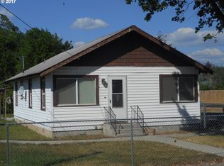 2245 16th St, Baker City, OR 97814