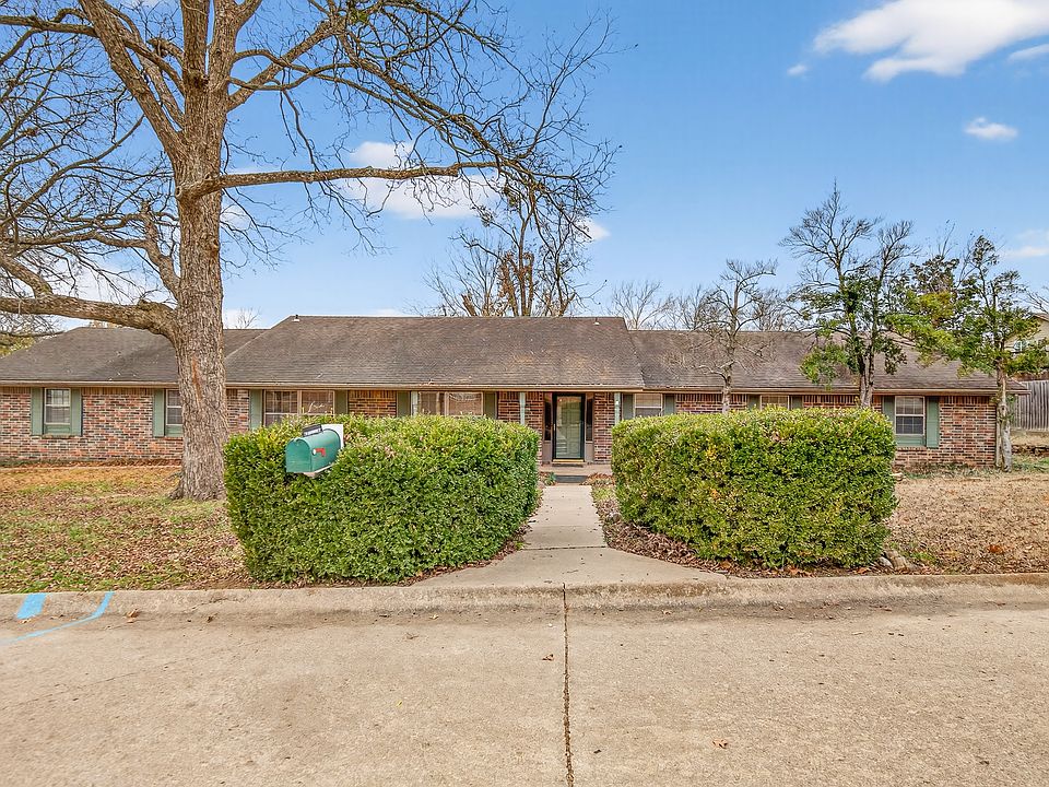 1st image of 1315 Cherokee Hills Ct