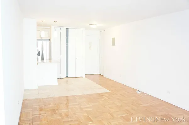 Rented by Living New York | media 2