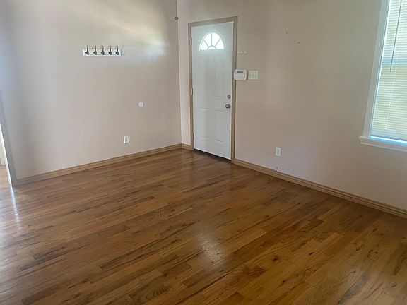 2nd image of 2613 Wayside Ave