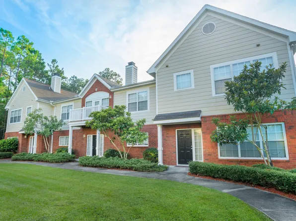 Greenbrier Estates Apartments