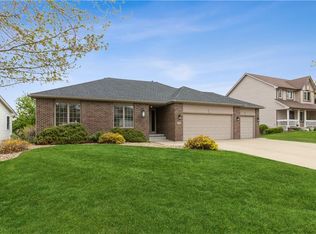 3705 SW 36th St, Des Moines, IA 50321