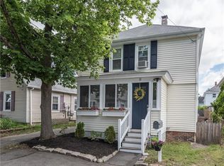 28 Ash St, Riverside, RI 02915