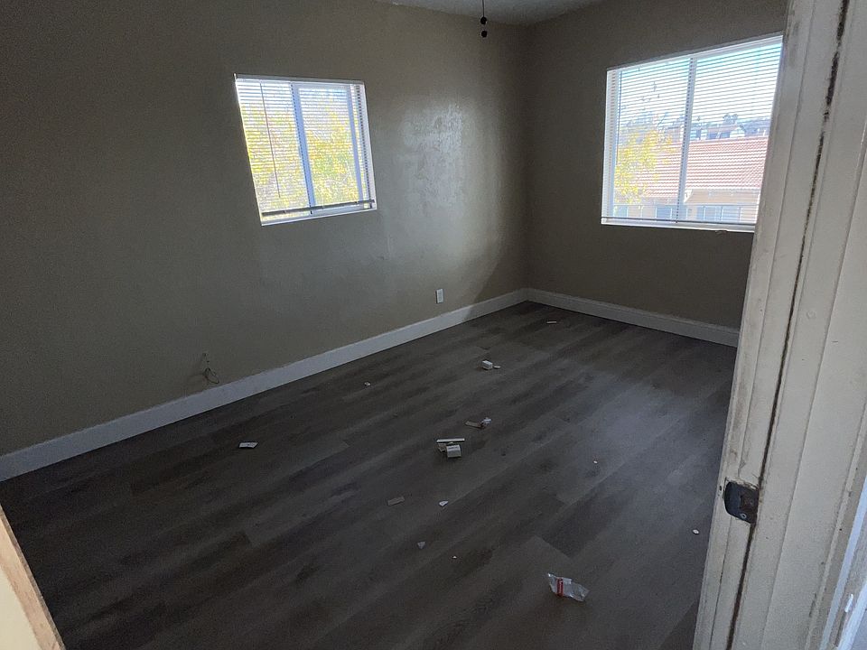 2nd image of 2107 Pacific St #5