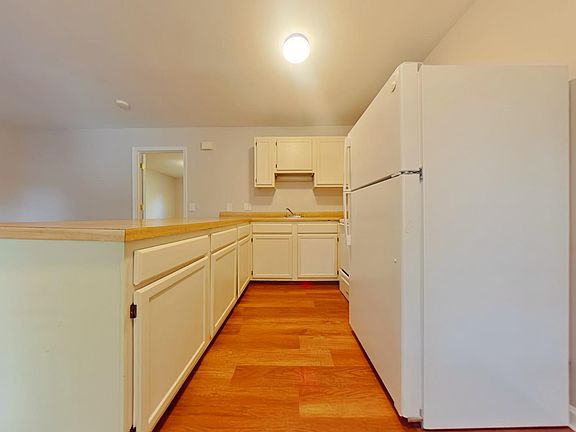 5th image of 1653 Dane St #3C
