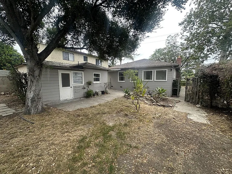 1001 E Montecito St — Photo 12