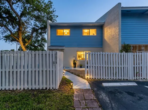 22334 SW 103rd Ct, Miami, FL 33190