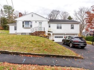 95 Ridgewood Rd #95, Milton, MA 02186