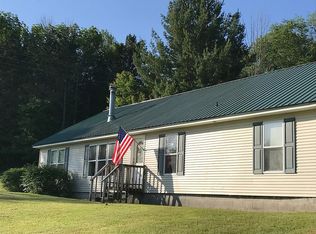 6283 N Raymond Rd, Tustin, MI 49688