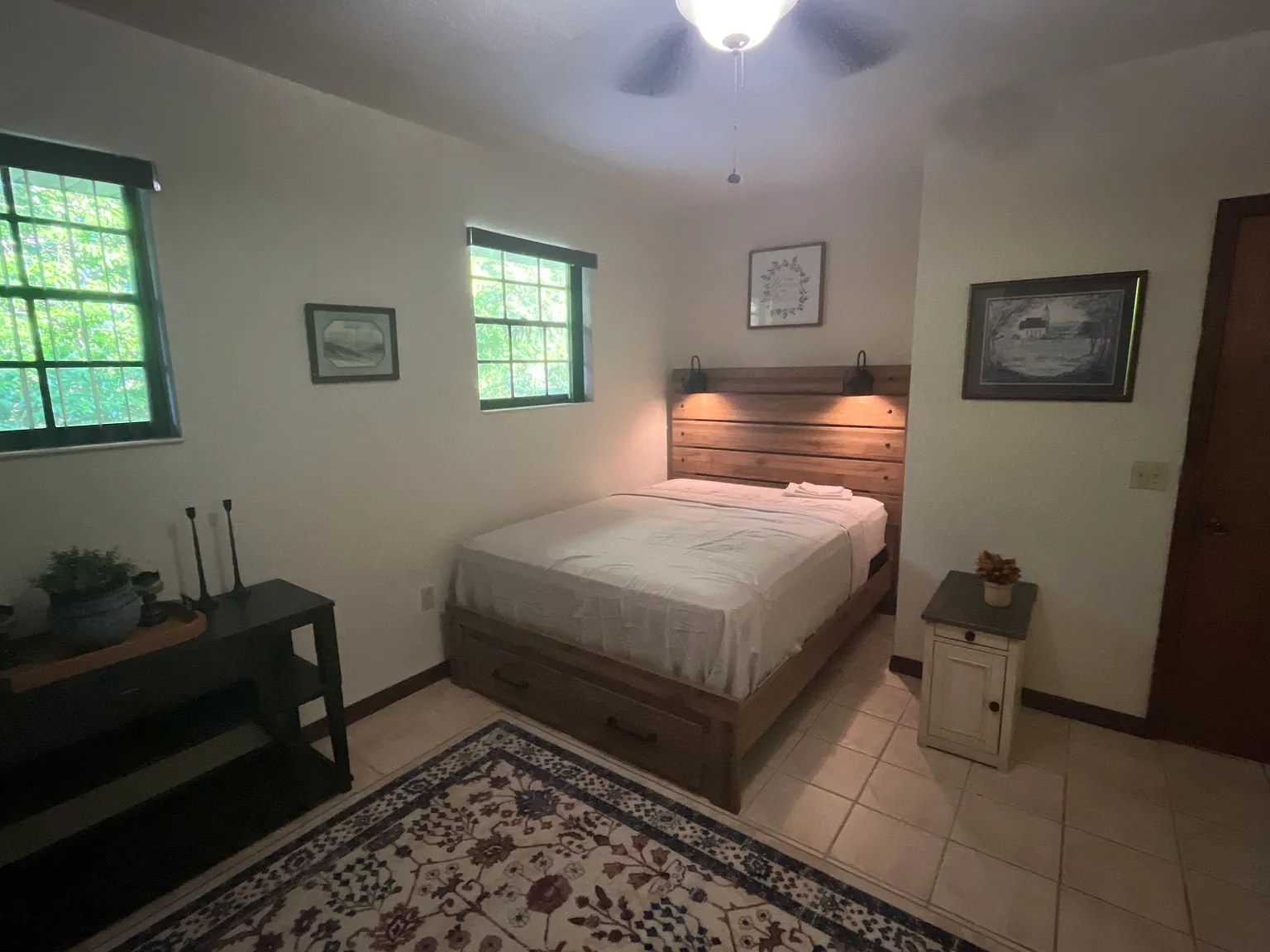 1 bed, 800 sqft, $1,350 — Photo 3