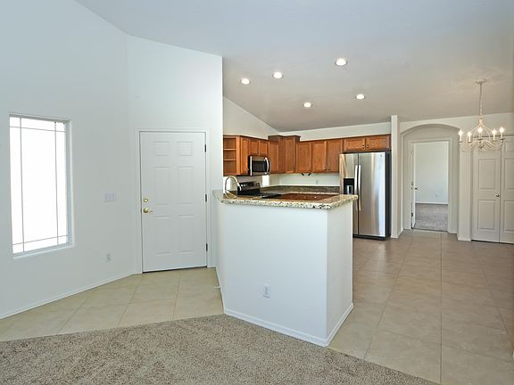 5th image of 9750 N MONTEREY Drive #12