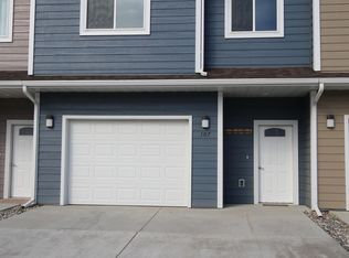 107 Trails Cir W, Ranchester, WY 82839