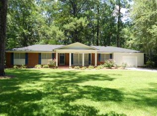 2416 Meadowbrook Dr, Valdosta, GA 31602