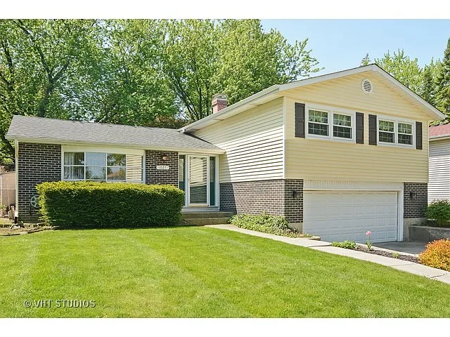 1827 E Cree Ln photo 1