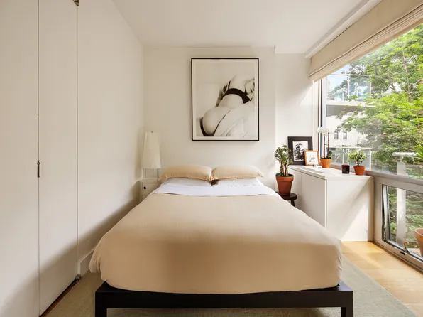 425 East 13th Street 3F image 3 of 14