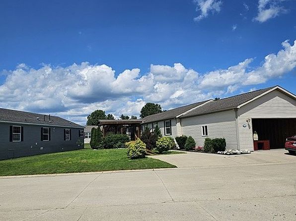 274 Pine Lakes Dr W LOT 97