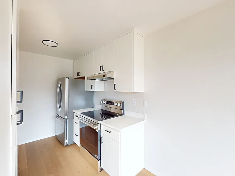 395 Euclid Ave #306 — Photo 2
