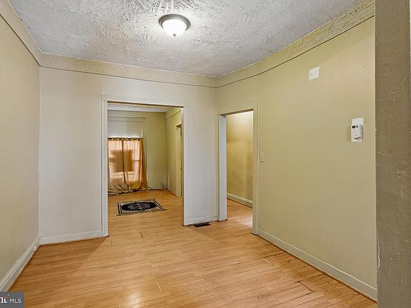 2nd image of 1121 McKean Ave