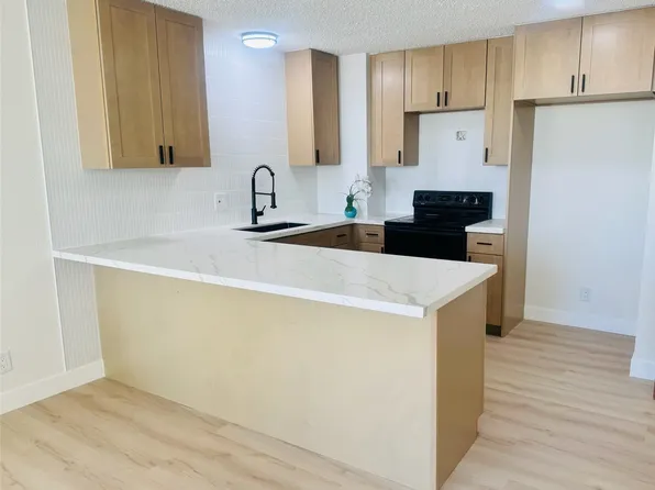 1255 Nuuanu Ave APT E1414, Honolulu, HI 96817
