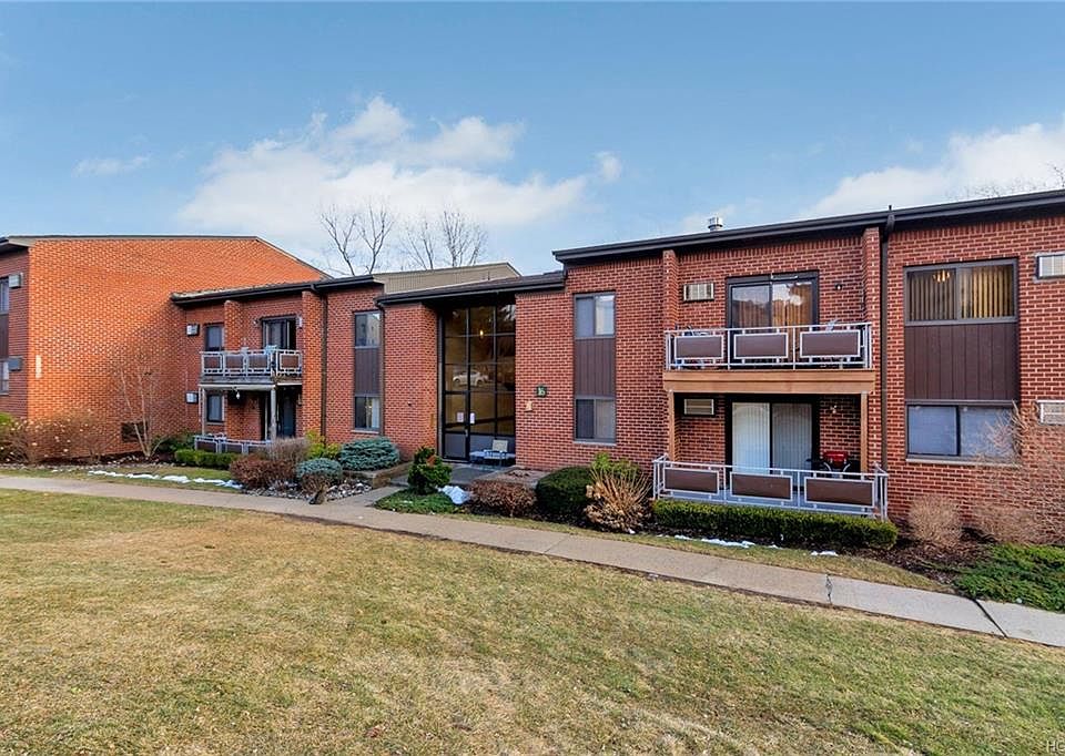 1st image of 16 Charles Ln APT 2D