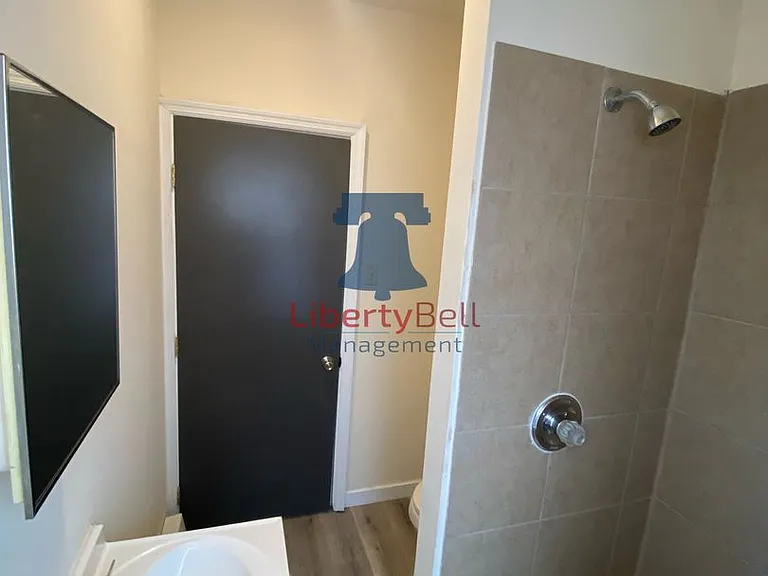 5038 Germantown Ave #42 — Photo 5