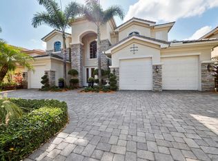 611 Edgebrook Ln, West Palm Beach, FL 33411