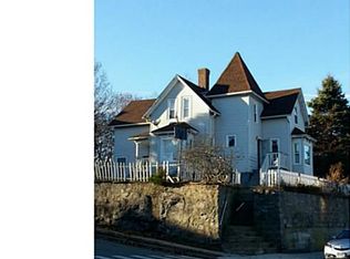 159 Shaw St, New London, CT 06320